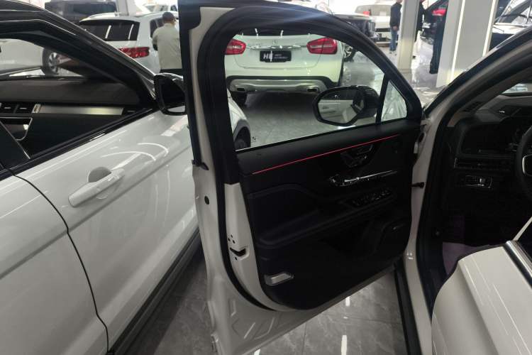 Used Lincoln Corsair 2024 2.0T Four-Wheel Drive Prestige Edition Interior 7