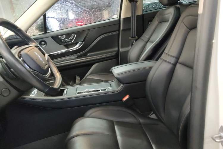 Used Lincoln Corsair 2024 2.0T Four-Wheel Drive Prestige Edition Left Front Seat