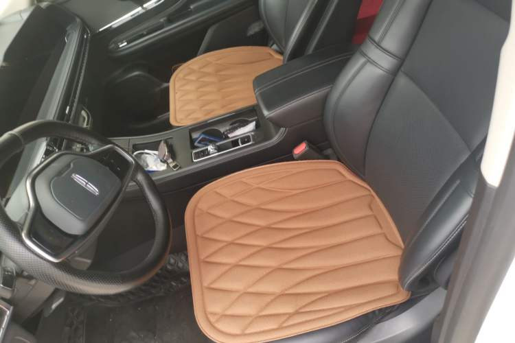 Used Lincoln Corsair 2024 1.5T Two-Wheel Drive Deluxe Hybrid Version Left Front Seat