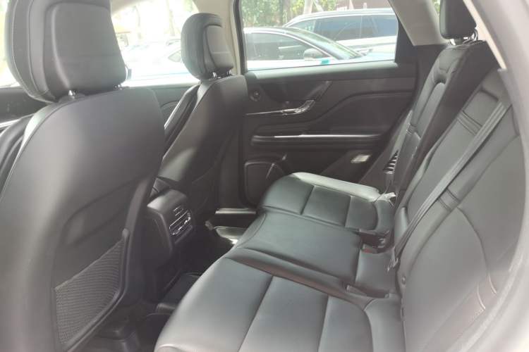 Used Lincoln Corsair 2024 2.0T Four-Wheel Drive Prestige Edition Left Rear Seat