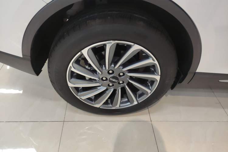 Used Lincoln Corsair 2024 2.0T Two-Wheel-Drive Luxury Edition Right Rear Wheel Hub
