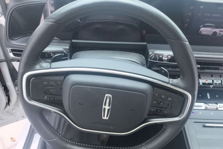 Used Lincoln Corsair 2024 2.0T Two-Wheel-Drive Luxury Edition Steering Wheel