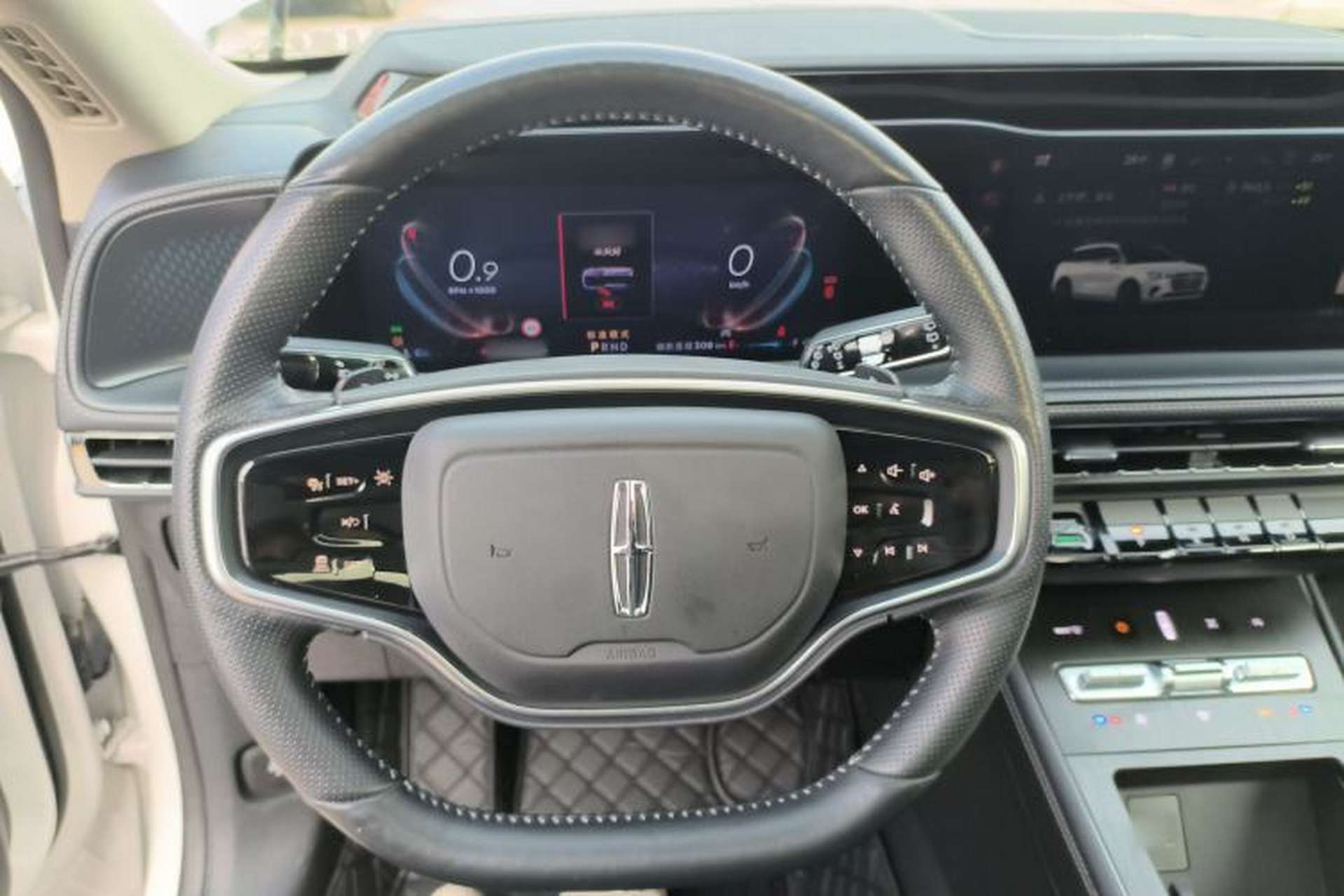 Used Lincoln Corsair 2024 2.0T Four-Wheel Drive Prestige Edition Steering Wheel