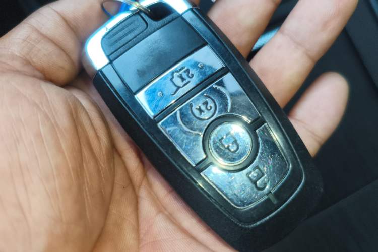 Used Lincoln Corsair 2024 2.0T Four-Wheel Drive Prestige Edition Vehicle Key
