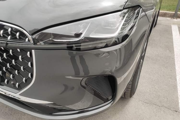 Used Lincoln Corsair 2025 Model, 2.0T Two-Wheel-Drive Zunya Version Left Front Headlight