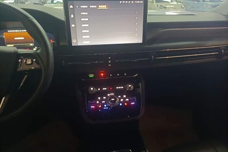 Used Lincoln Corsair New Energy 2021 PHEV Four-Wheel Drive e-Style Edition Audio And AC Panel
