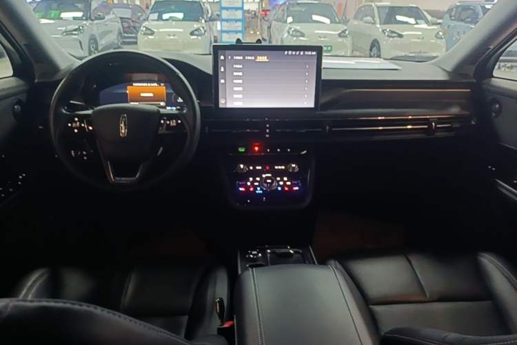 Used Lincoln Corsair New Energy 2021 PHEV Four-Wheel Drive e-Style Edition Center Console