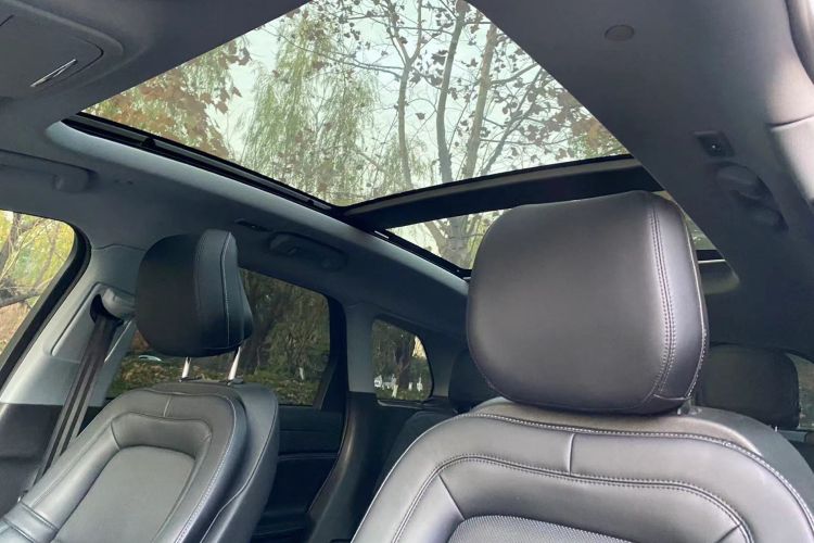 Used Lincoln Corsair New Energy 2021 PHEV Four-Wheel Drive e-Enjoy Edition Headliner