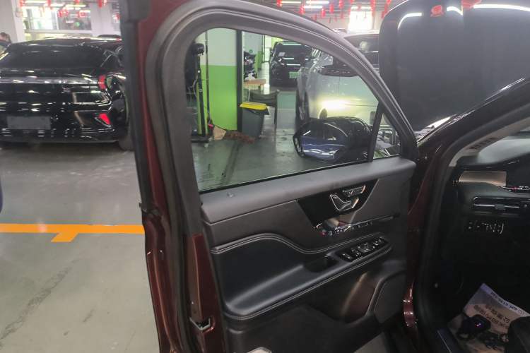 Used Lincoln Corsair New Energy 2021 PHEV Four-Wheel Drive e-Enjoy Edition Left Front Door Interior