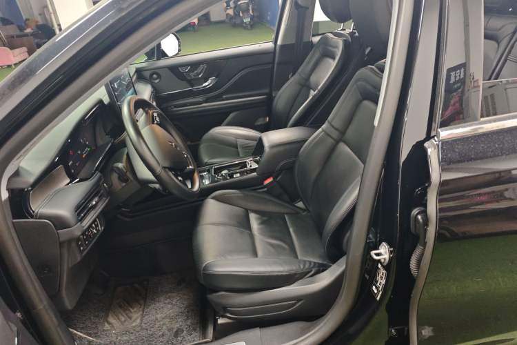 Used Lincoln Corsair New Energy 2021 PHEV Four-Wheel Drive e-Style Edition Left Front Seat