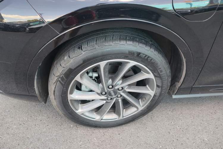 Used Lincoln Corsair New Energy 2021 PHEV Four-Wheel Drive e-Enjoy Edition Left Front Wheel Hub