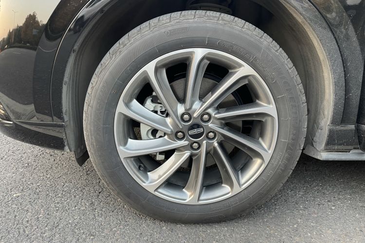 Used Lincoln Corsair New Energy 2021 PHEV Four-Wheel Drive e-Enjoy Edition Left Front Wheel Hub