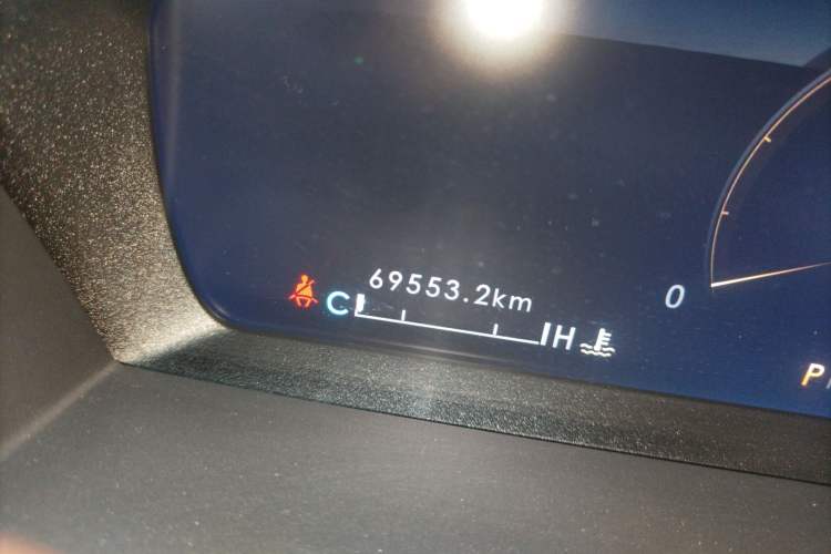 Used Lincoln Corsair New Energy 2021 PHEV Four-Wheel Drive e-Enjoy Edition Odometer Close Up