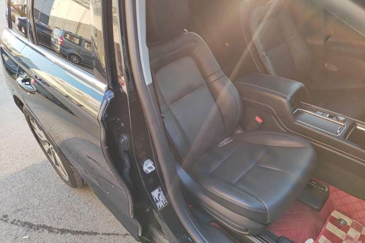 Used Lincoln Corsair New Energy 2021 PHEV Four-Wheel Drive e-Style Edition Right Front Seat