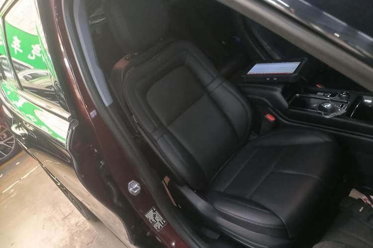 Used Lincoln Corsair New Energy 2021 PHEV Four-Wheel Drive e-Enjoy Edition Right Front Seat