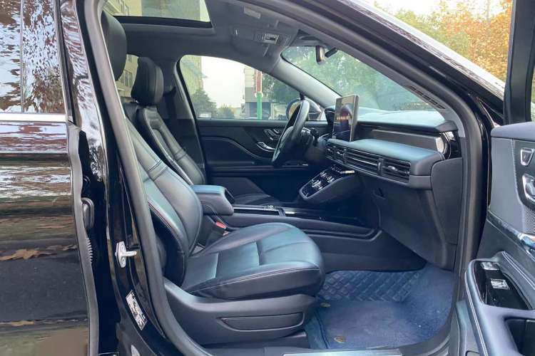 Used Lincoln Corsair New Energy 2021 PHEV Four-Wheel Drive e-Enjoy Edition Right Front Seat
