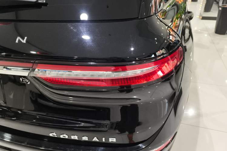 Used Lincoln Corsair New Energy 2021 PHEV Four-Wheel Drive e-Enjoy Edition Right Rear Taillight