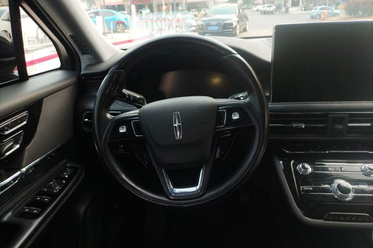 Used Lincoln Corsair New Energy 2021 PHEV Four-Wheel Drive e-Enjoy Edition Steering Wheel