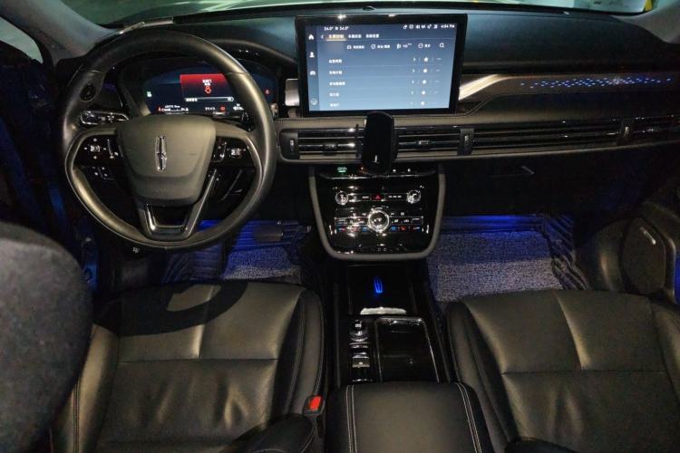 Used Lincoln Corsair New Energy 2021 PHEV Four-Wheel Drive e-Style Edition Center Console