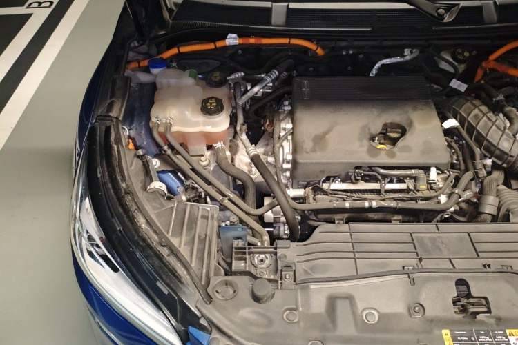 Used Lincoln Corsair New Energy 2021 PHEV Four-Wheel Drive e-Style Edition Engine Bay Right