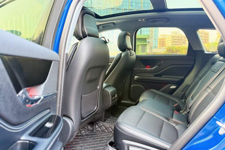 Used Lincoln Corsair New Energy 2021 PHEV Four-Wheel Drive e-Enjoy Edition Interior 4