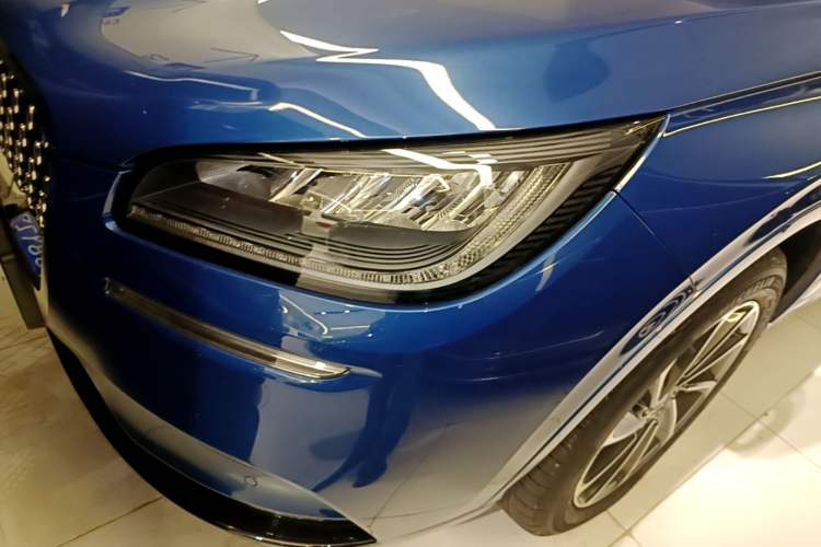 Used Lincoln Corsair New Energy 2021 PHEV Four-Wheel Drive e-Enjoy Edition Left Front Headlight