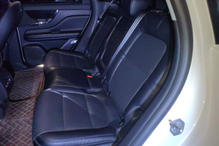 Used Lincoln Corsair New Energy 2021 PHEV Four-Wheel Drive e-Enjoy Edition Left Rear Seat
