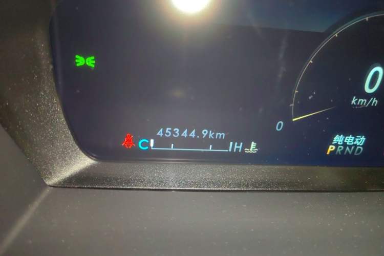 Used Lincoln Corsair New Energy 2021 PHEV Four-Wheel Drive e-Enjoy Edition Odometer Close Up