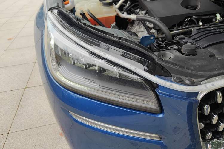 Used Lincoln Corsair New Energy 2021 PHEV Four-Wheel Drive e-Enjoy Edition Right Front Headlight