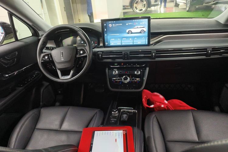 Used Lincoln Corsair New Energy 2021 PHEV Four-Wheel Drive e-Enjoy Edition Interior 2