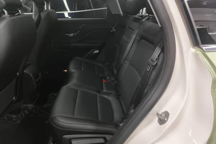 Used Lincoln Corsair New Energy 2021 PHEV Four-Wheel Drive e-Enjoy Edition Interior 4