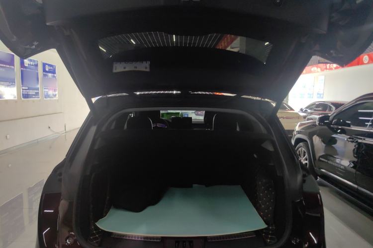 Used Lincoln Corsair New Energy 2021 PHEV Four-Wheel Drive e-Style Edition Trunk