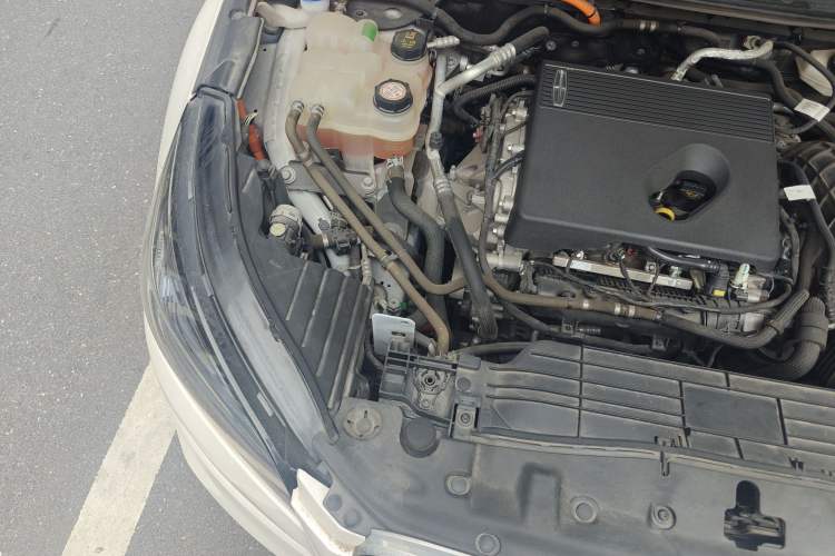 Used Lincoln Corsair New Energy 2021 PHEV Four-Wheel Drive e-Enjoy Edition Engine Bay Right