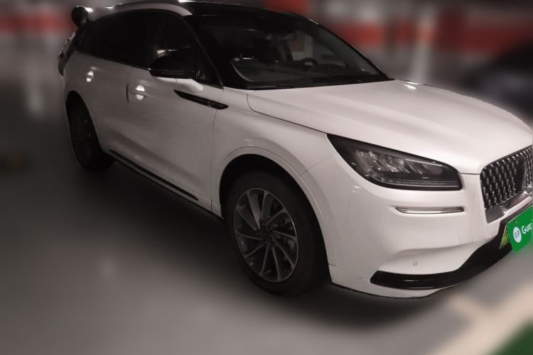 Used Lincoln Corsair New Energy 2021 PHEV Four-Wheel Drive e-Enjoy Edition Front Right 45 Deg