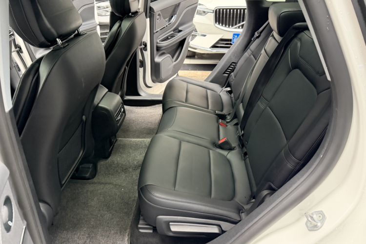 Used Lincoln Corsair New Energy 2021 PHEV Four-Wheel Drive e-Style Edition Interior 10