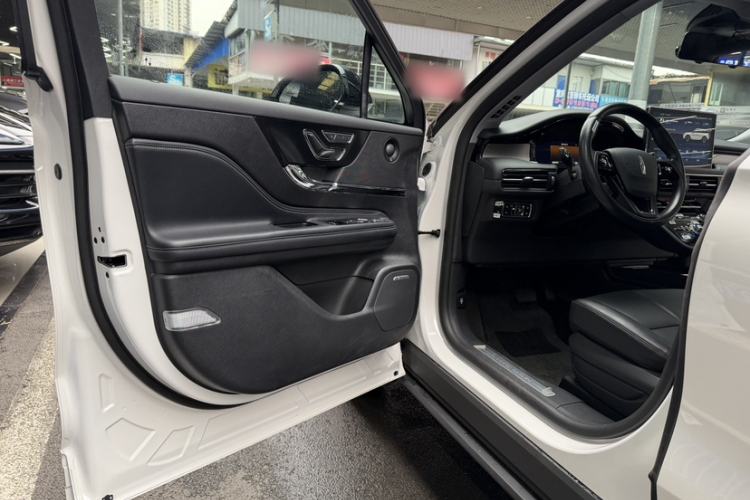 Used Lincoln Corsair New Energy 2021 PHEV Four-Wheel Drive e-Style Edition Interior 15