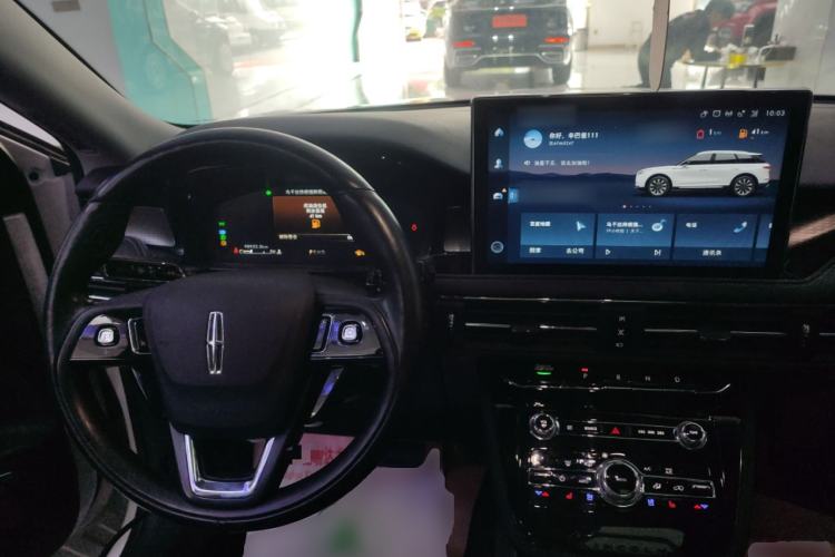 Used Lincoln Corsair New Energy 2021 PHEV Four-Wheel Drive e-Style Edition Interior 2