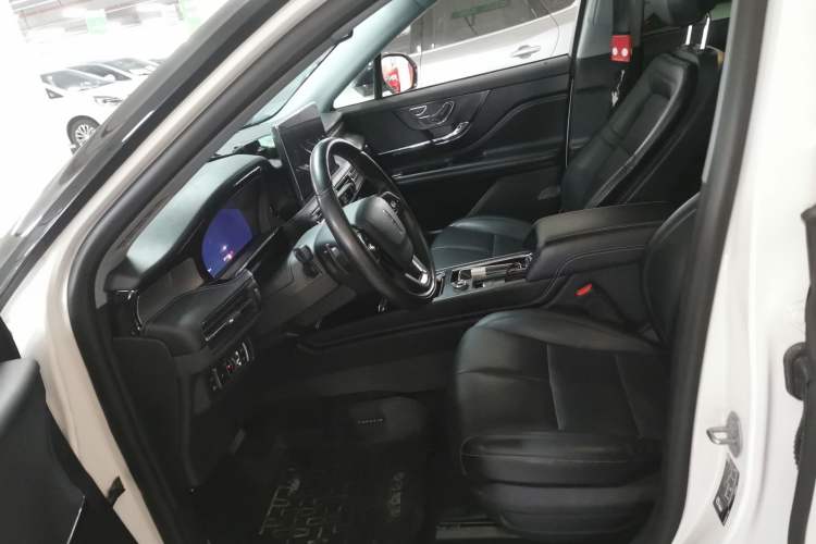 Used Lincoln Corsair New Energy 2021 PHEV Four-Wheel Drive e-Enjoy Edition Left Front Seat
