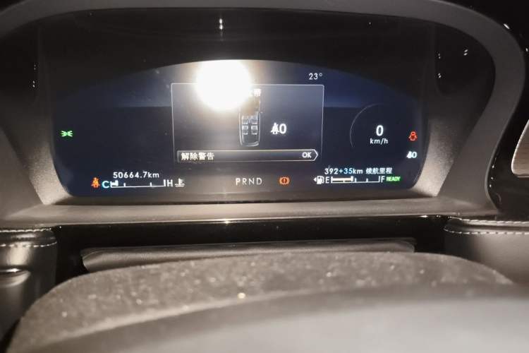 Used Lincoln Corsair New Energy 2021 PHEV Four-Wheel Drive e-Enjoy Edition Odometer Close Up