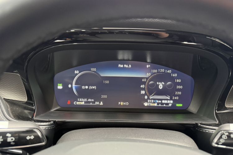 Used Lincoln Corsair New Energy 2021 PHEV Four-Wheel Drive e-Style Edition Odometer Close Up