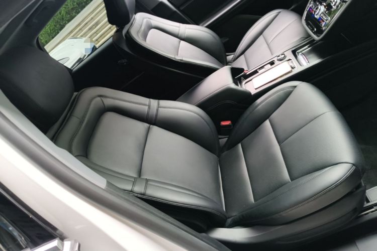 Used Lincoln Corsair New Energy 2021 PHEV Four-Wheel Drive e-Enjoy Edition Right Front Seat