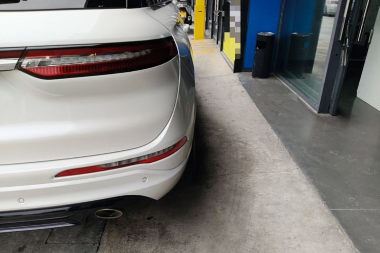 Used Lincoln Corsair New Energy 2021 PHEV Four-Wheel Drive e-Enjoy Edition Right Rear Taillight
