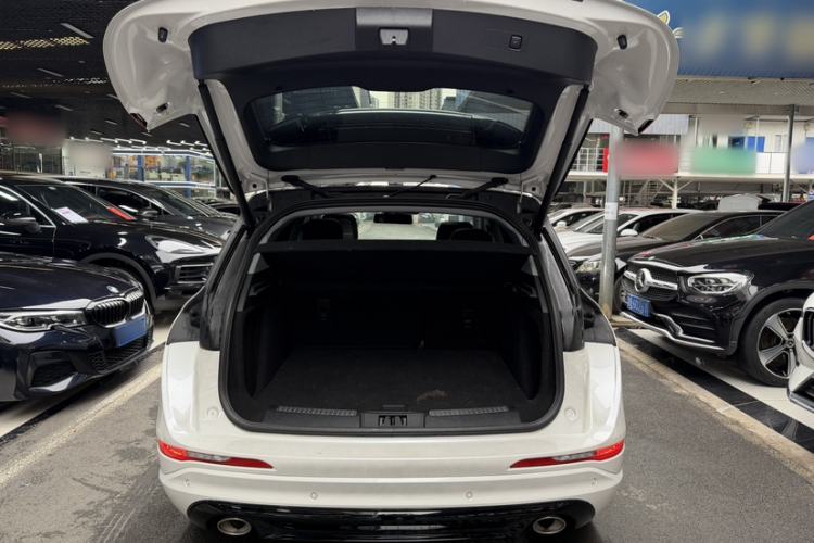 Used Lincoln Corsair New Energy 2021 PHEV Four-Wheel Drive e-Style Edition Trunk