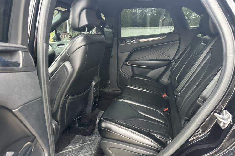 Used Lincoln MKC 2019 2.0T Two-Wheel Drive Luxury Edition China V Standard Interior 8