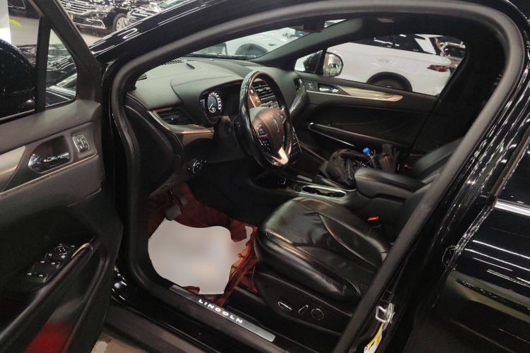Used Lincoln MKC 2019 2.0T Two-Wheel Drive Luxury Edition China VI Standard Left Front Seat