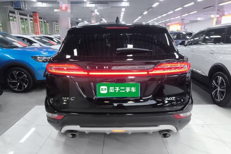 Used Lincoln MKC 2017 2.0T Two-Wheel Drive Deluxe Edition Rear