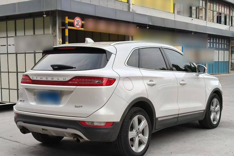 Used Lincoln MKC 2017 2.0T Two-Wheel Drive Deluxe Edition Exterior 3