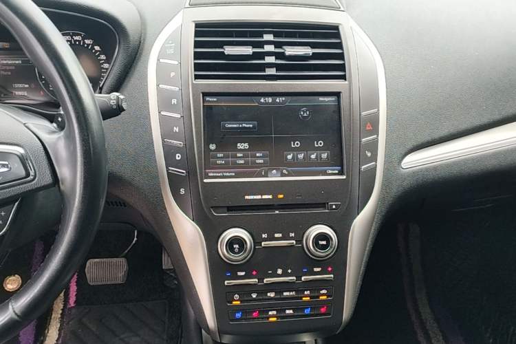 Used Lincoln MKC 2014 2.0T Two-Wheel-Drive Luxury Edition Audio And AC Panel