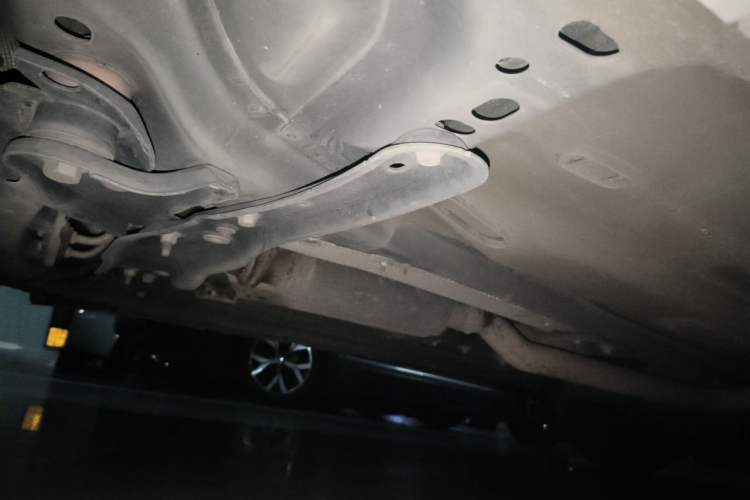 Used Lincoln MKC 2014 2.0T Four-Wheel Drive Luxury Edition Chassis Front Left