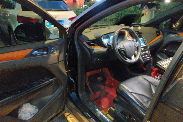 Used Lincoln MKC 2014 2.0T Two-Wheel-Drive Luxury Edition Driver Seat